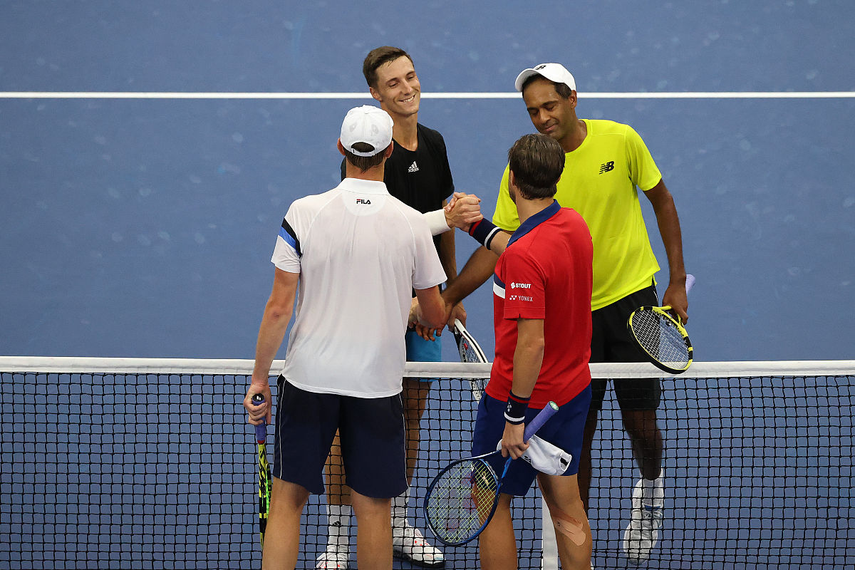 关于高水平比赛掀起热潮，各国选手实力不俗的信息