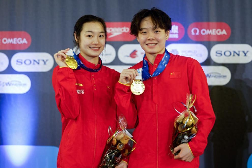 跳水项目再创佳绩,队伍斩获金银的简单介绍 跳水项目再创佳绩,队伍斩获金银的简单介绍