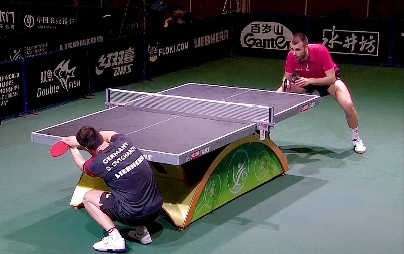 双向突破，打破对手防线震撼全场的简单介绍