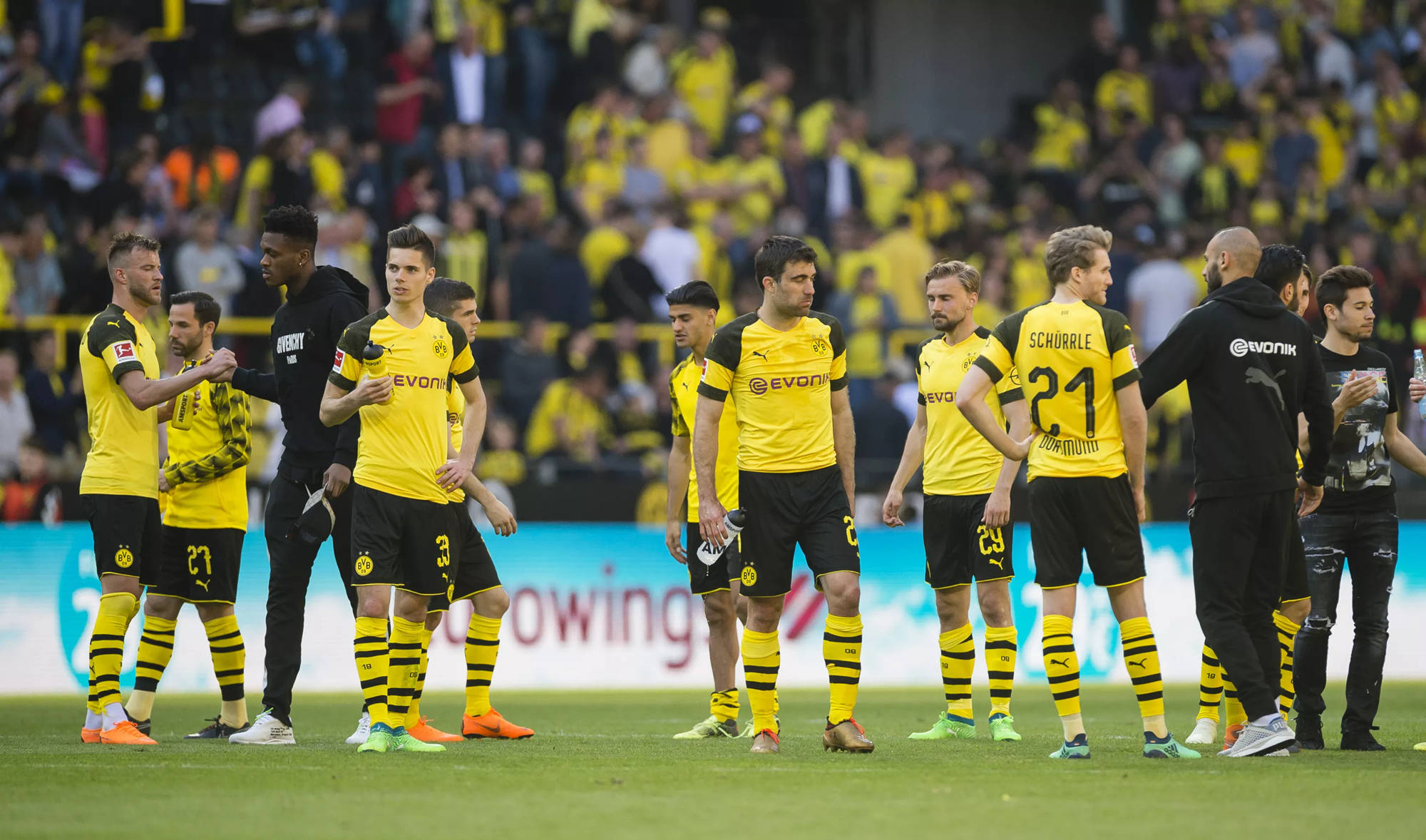 多特蒙德客场大胜，提升排名至前三的简单介绍