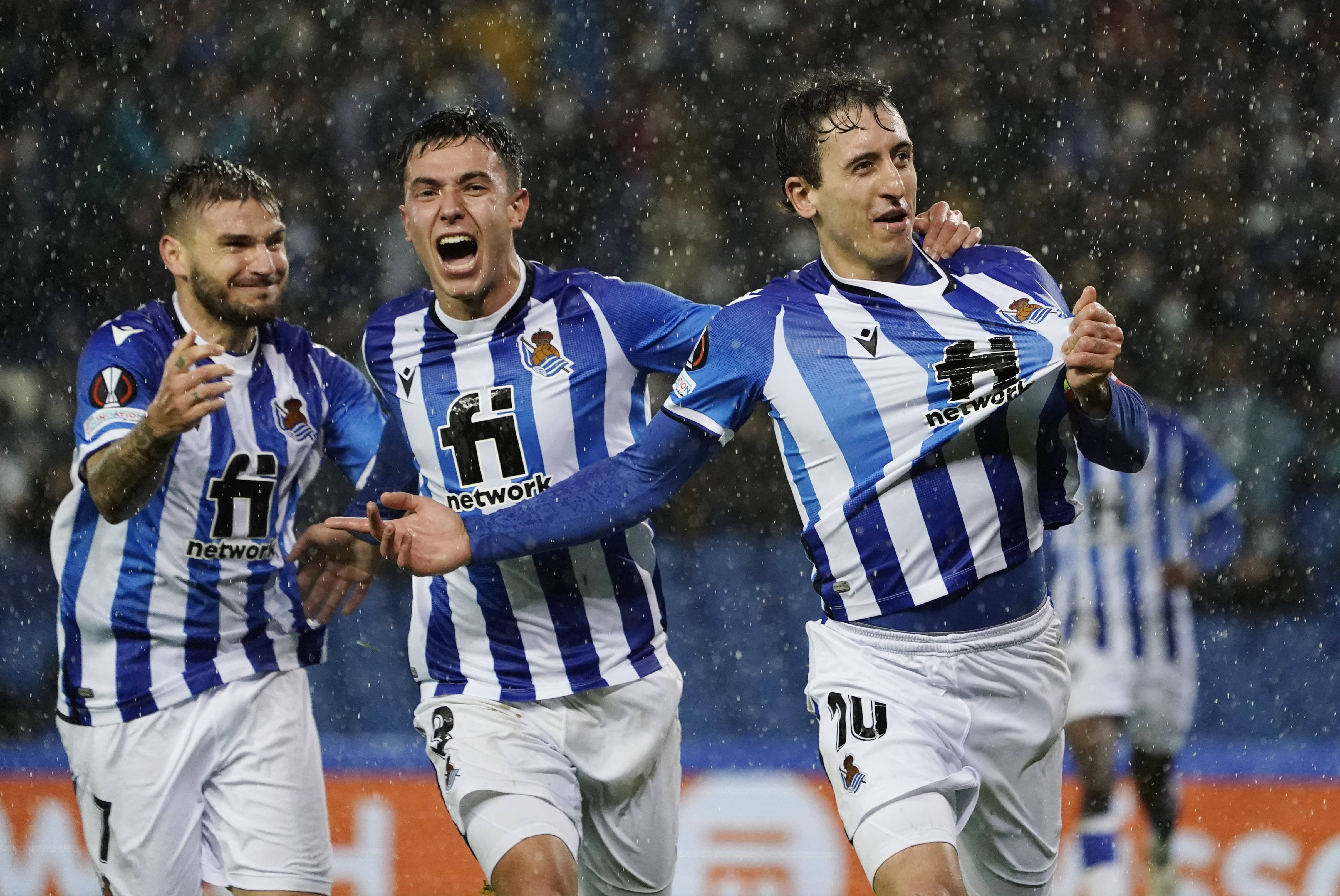 塞维利亚前场三叉戟助球队大胜