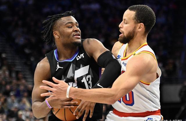 波兰与瑞士激战，战绩平分秋色