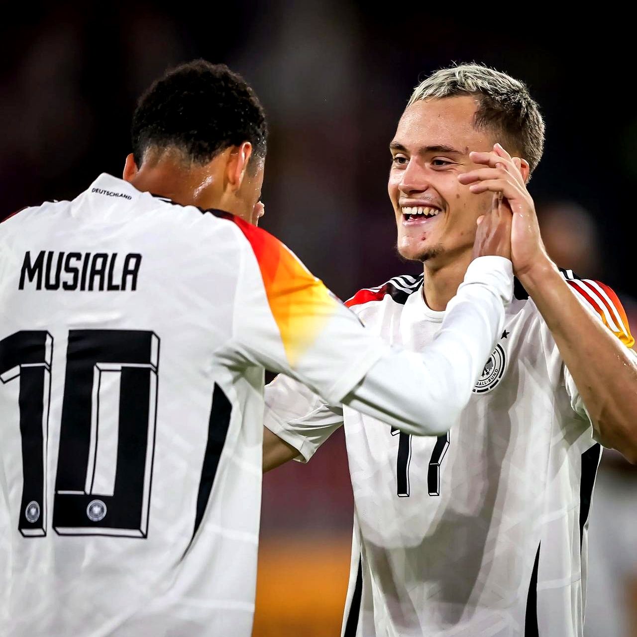 包含法国队遗憾惜败德国，无缘欧预赛晋级的词条