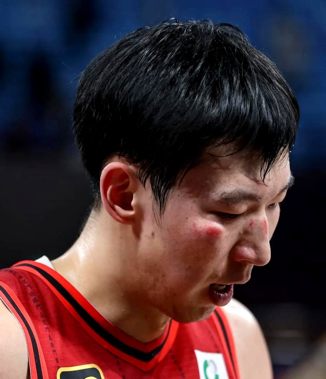 篮球队员在训练中受伤无法参加比赛 篮球队员在训练中受伤无法参加比赛