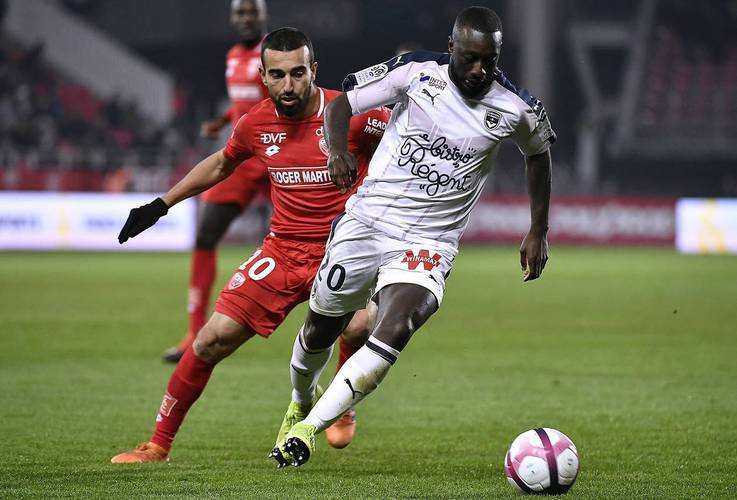 法甲球队实力强劲,夺得胜利 法甲球队实力强劲,夺得胜利