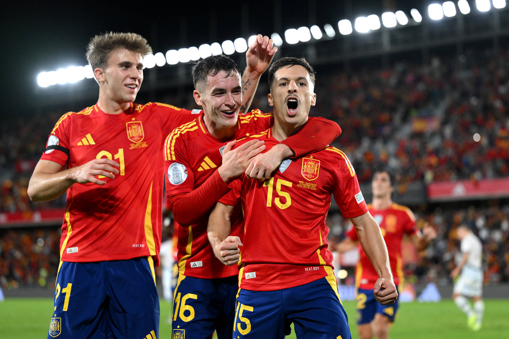 萨拉戈萨主场击败对手,巩固排名的简单介绍 萨拉戈萨主场击败对手,巩固排名的简单介绍