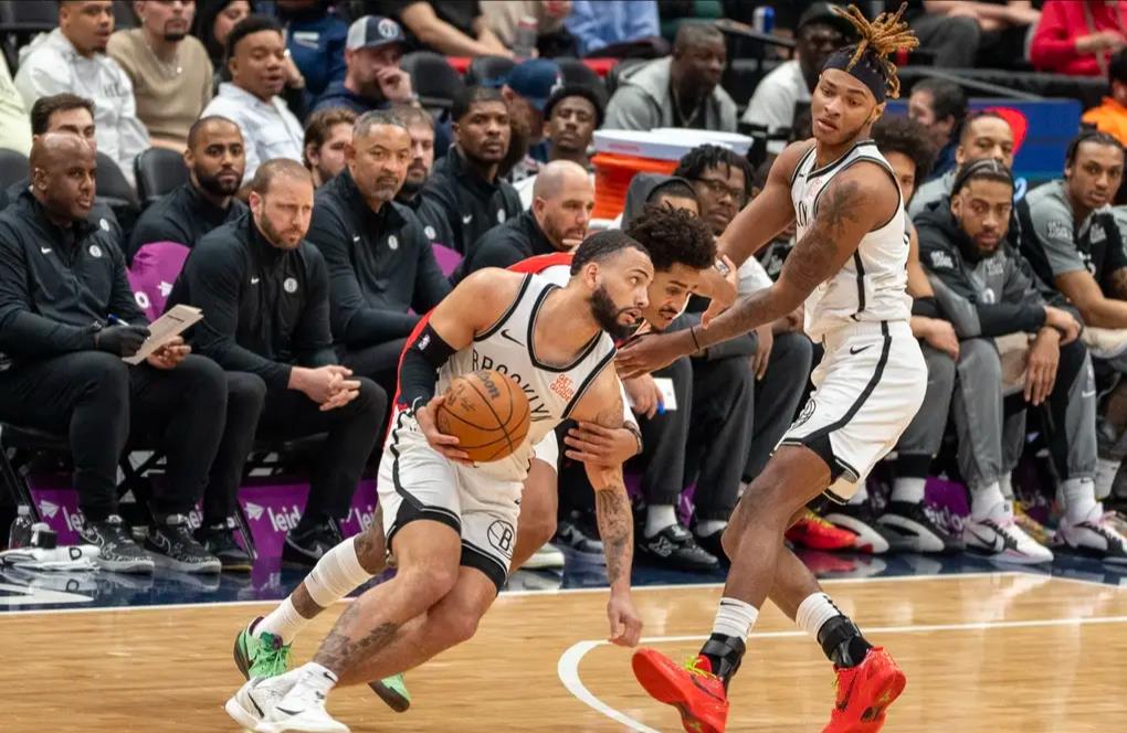 奇才主场力克篮网，取得三连胜的简单介绍