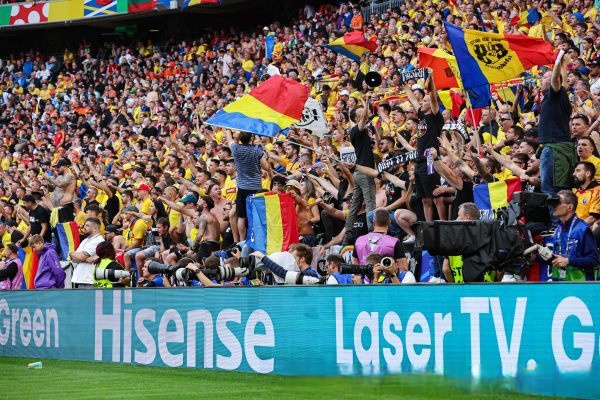 包含法国2-1击败德国，成功闯入欧洲杯16强！的词条